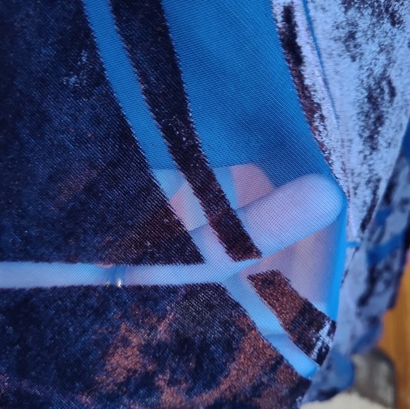 Rabbit Rabbit Rabbit design velvet dress - Picture 6 of 12